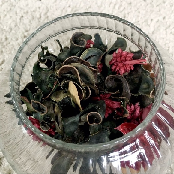 Vintage RAWCLIFFE PEWTER Potpourri Jar With Two Lids PC2990/PO2908 and Potpourri - Picture 8 of 12